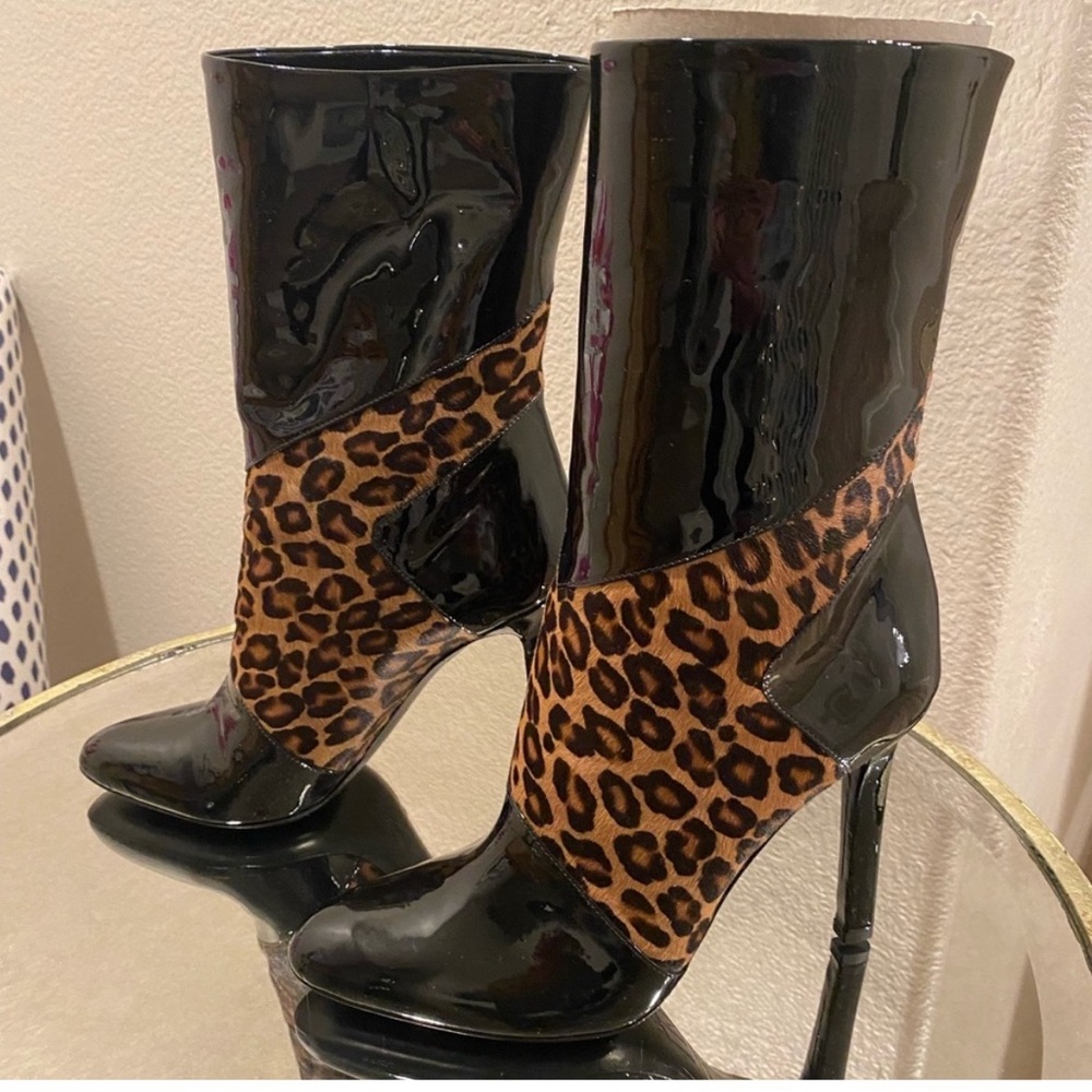 High heel boots